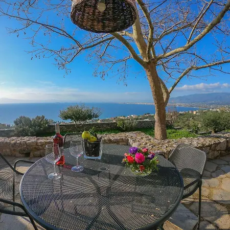 Aloe Meli Apartment Kalamata Exterior photo